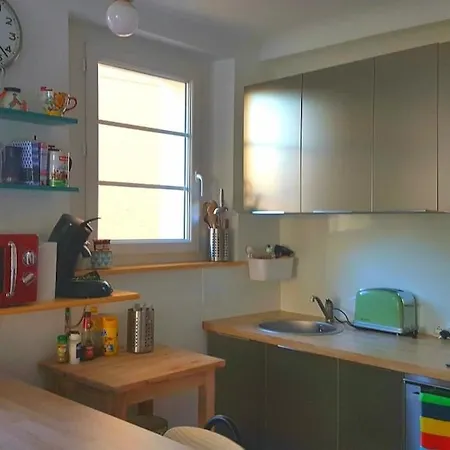 Bright And Warm Beachfront *