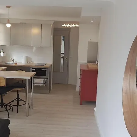 Bright And Warm Beachfront Capbreton