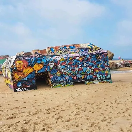 Bright And Warm Beachfront Apartamento *